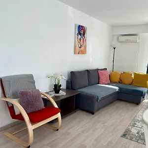 Fly Airport Residences & Therme-self Check-in Appartamento